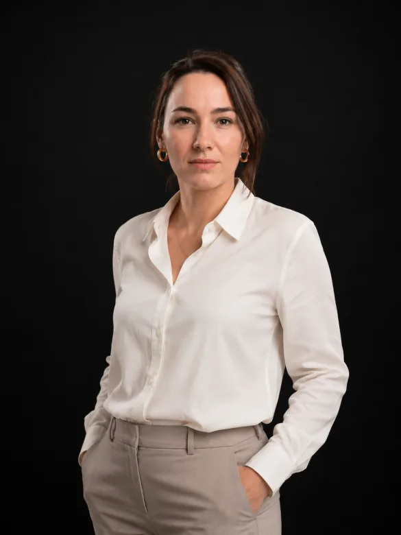 Sarah Temesvári, Managing Director